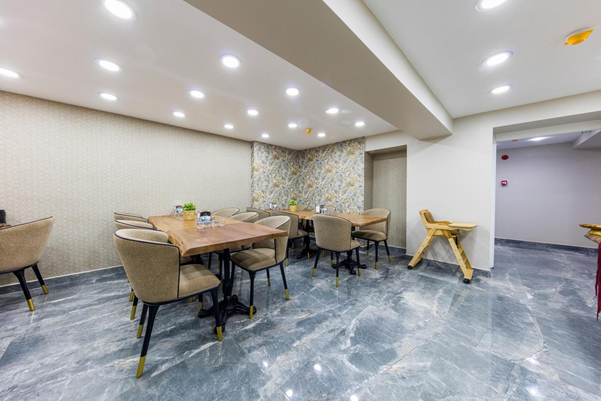 Golden Bazaar Hotel 3*